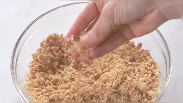 This Homemade Graham Cracker Crust