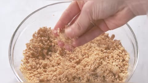 This Homemade Graham Cracker Crust