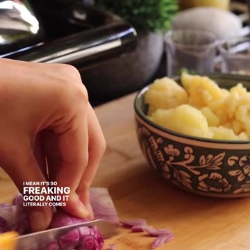 "The Perfect Fusion: Crunchy Aloo Chokha Sandwich Delights!"