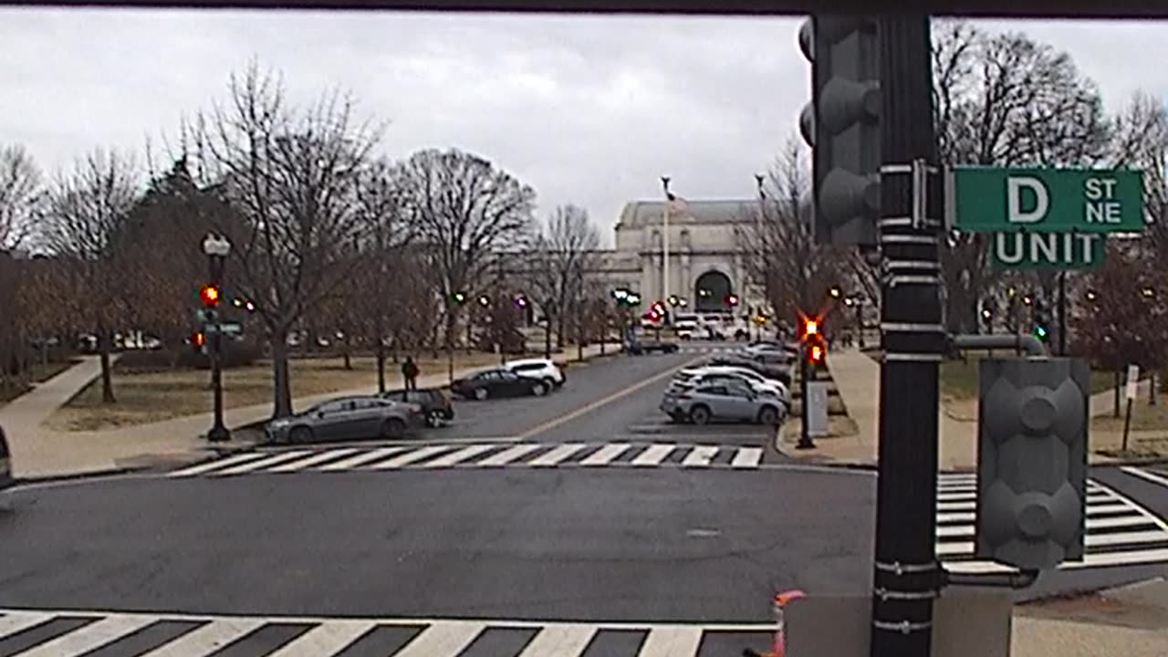 1852QNE00Del-DNE_2021-01-05_16h21min34s187ms.mp4