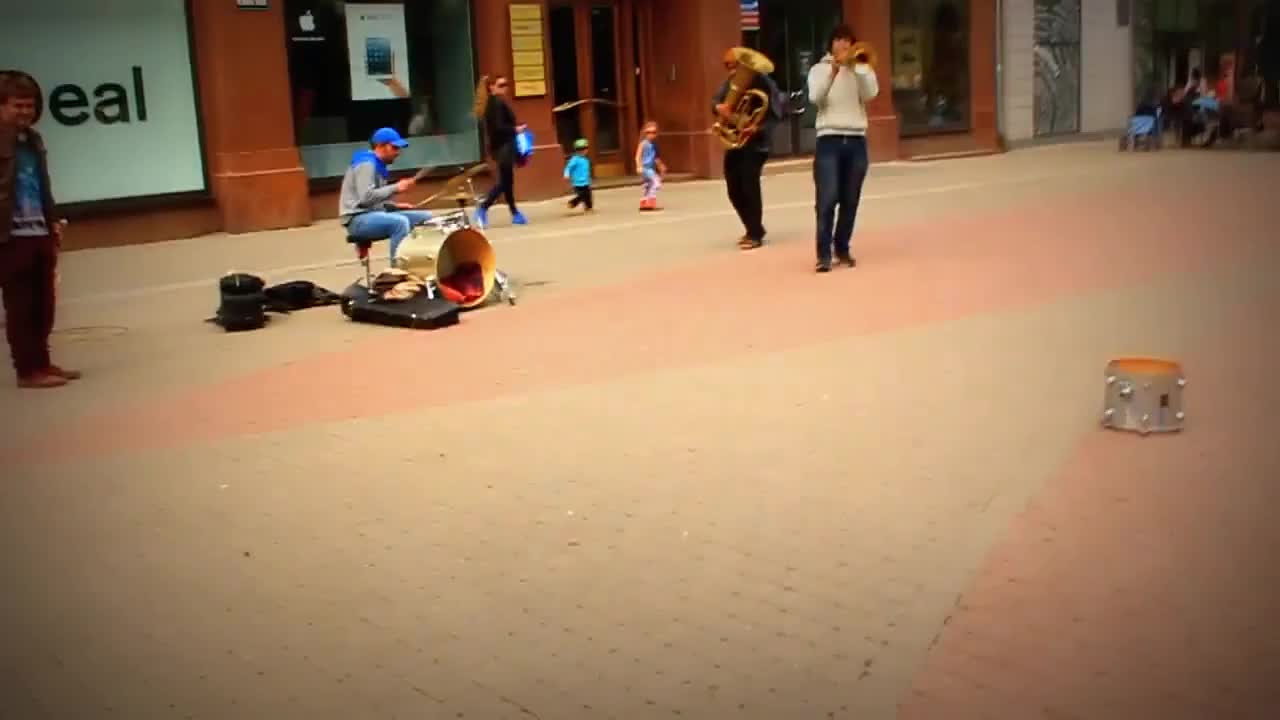 Street band from Latvia perform 'Dancing Queen' by ABBA