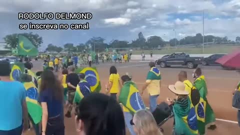 ARMY Cars and Carla ZAMBELLI move the HQ in Brasília 11/24/22