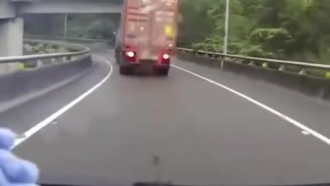 Truck Disappears Itself