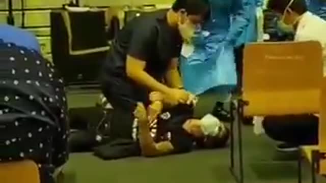 This is normal, keep calm and wait your turn" 👀