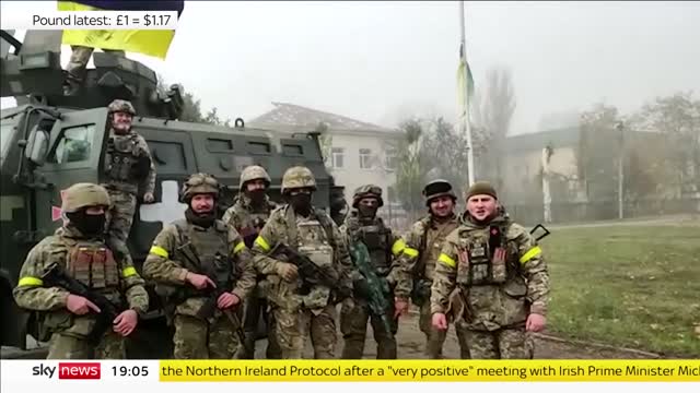 Ukraine War - Sky joins Ukrainian troops on outskirts of Kherson