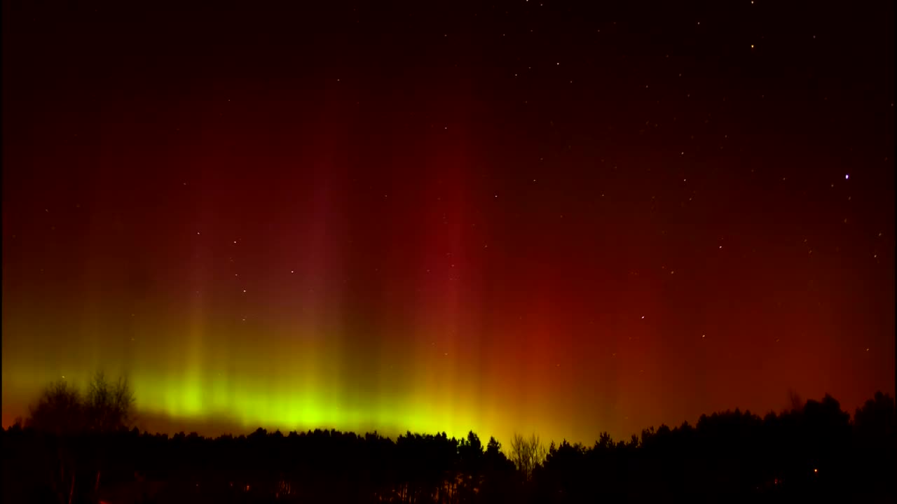 Zorza Polarna_Northern lights w polsce- 17.03.2015_ time lapse.