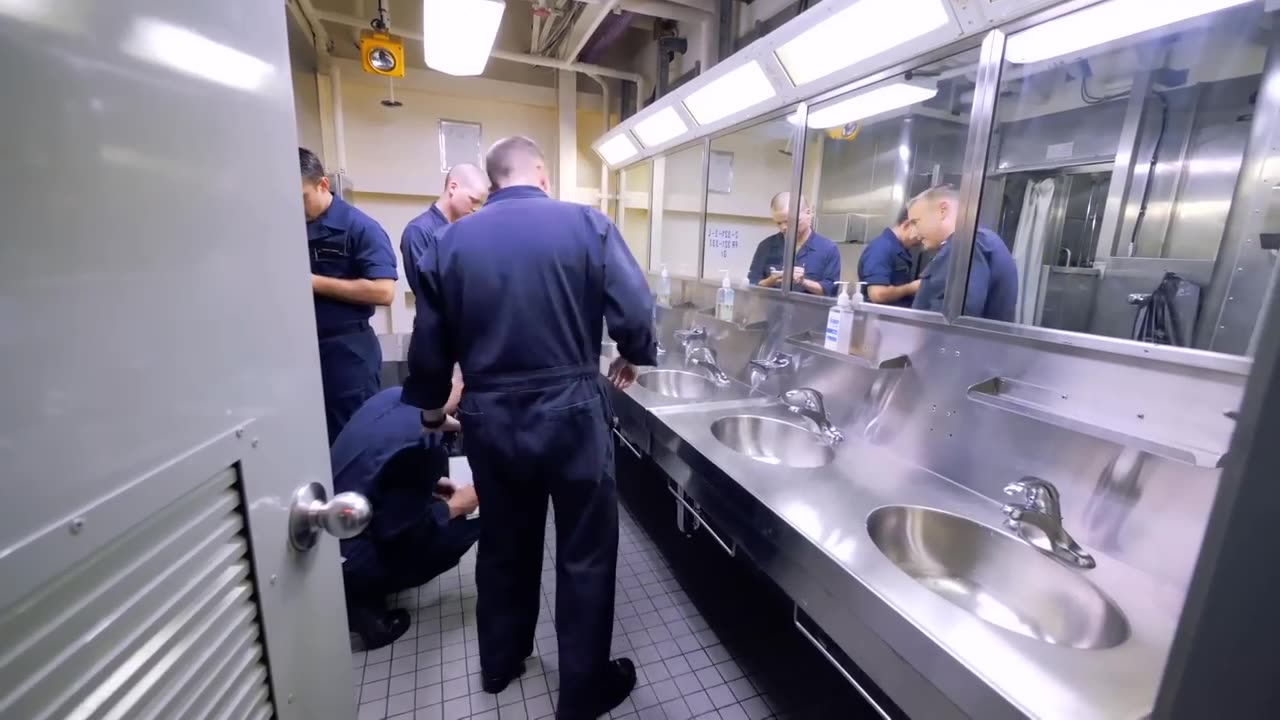 Life On A U.S. Navy Destroyer