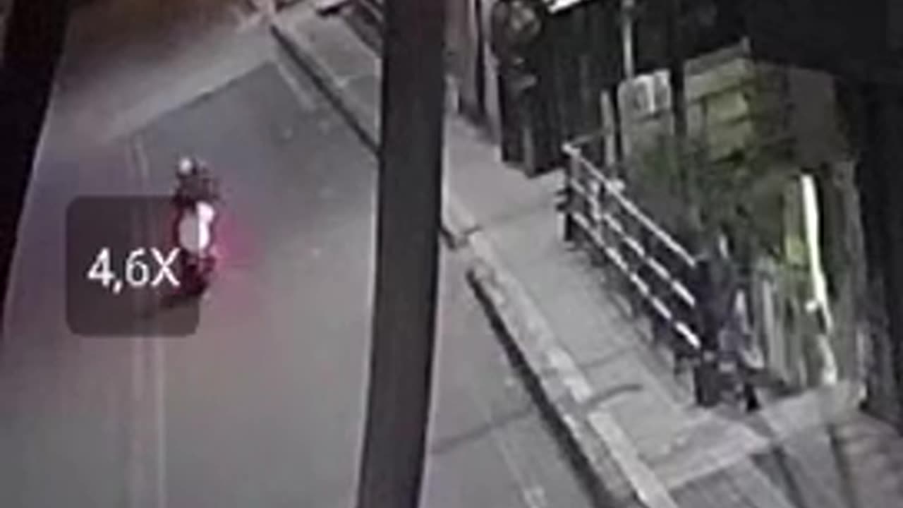 momento del accidente de un motociclista en morrorico