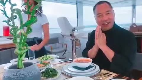 20180809文贵先生视频：海参鲍鱼汤，小鸡腿小鸡腿