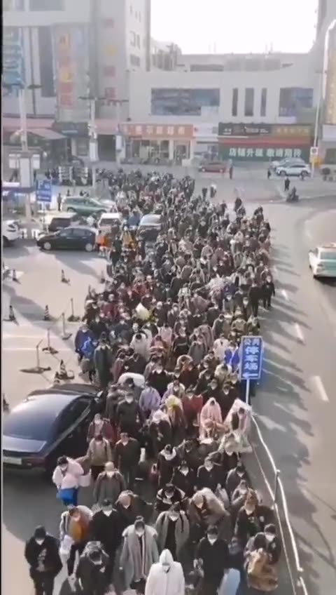 CHINA: Citizens with a red QR code are not allowed