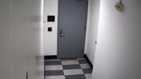 6149RHOBG3G301CStairwayLobbyEntry_2021-01-06_15h20min01s560ms.mp4