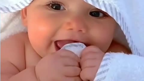 Cute Baby 😍🍼