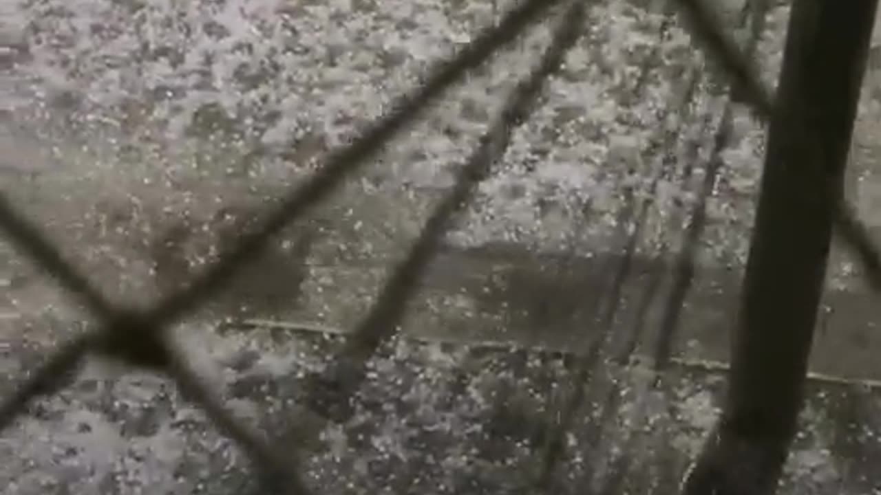 Onda de granizo causa estragos em Bagé, no Rio Grande do Sul