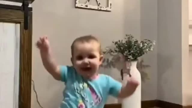 Dancing cute baby👶