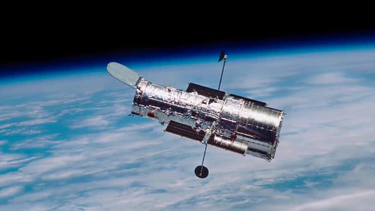 Hubble's 31st Anniversary: Giant Star on the Edge of Destruction