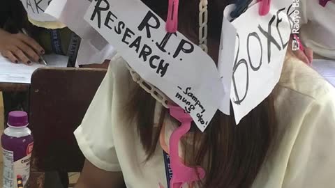 Philippines uni prof asks students to wear 'anti-cheating' hats는