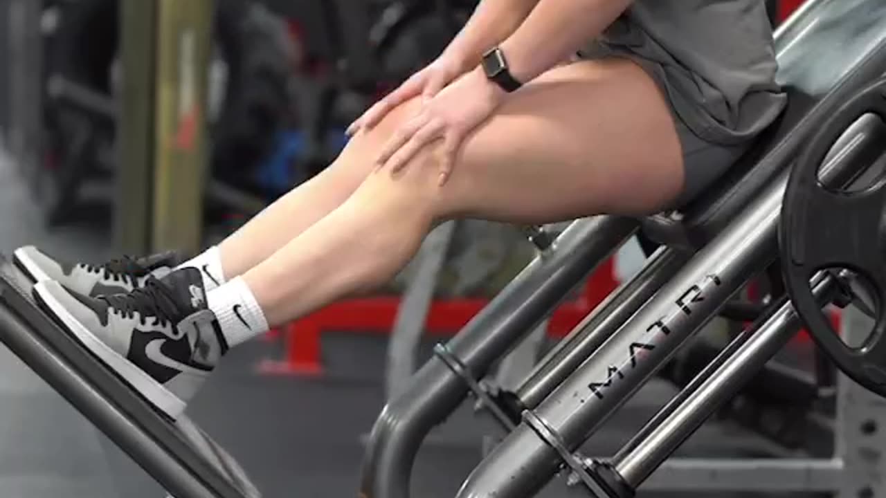 Miranda cohenfit full motivation girl gym videos 😎😎 like and follow if you want to join my gym ❣️
