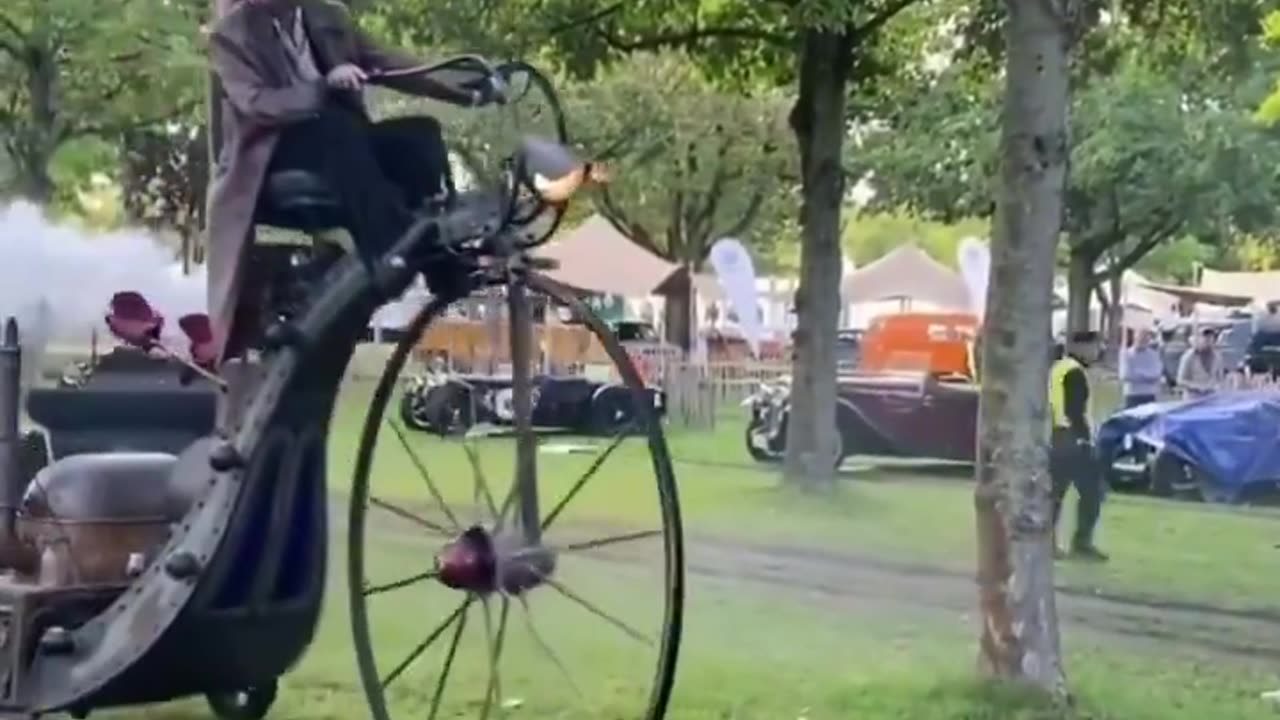 Steampunk Vehicles Steal the Show at Classic Days Düsseldorf