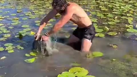 This is ONE way to get a shotgun 👀💥