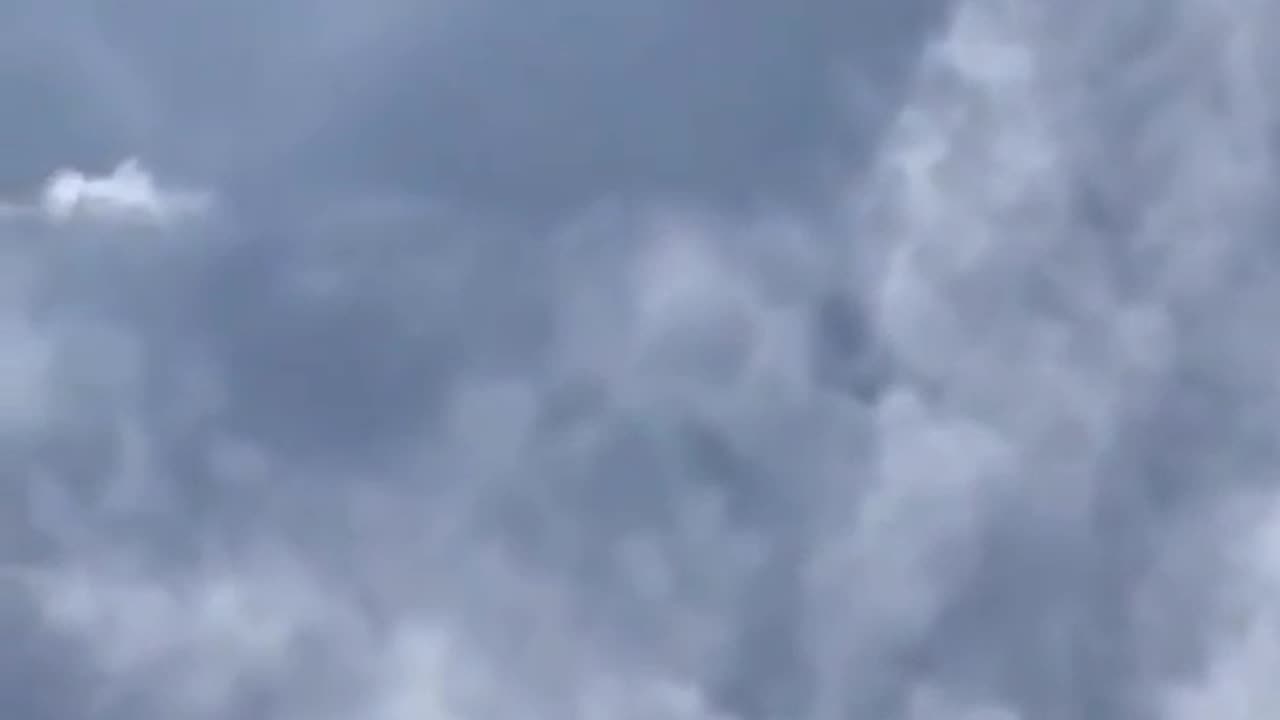 עוד הוכחה שאין התעבות יותר כאשר נגמר חומר הריסוס במטוס הכימיטרלייס