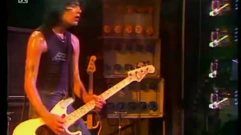 Ramones Needles and Pins (Live Legendado)