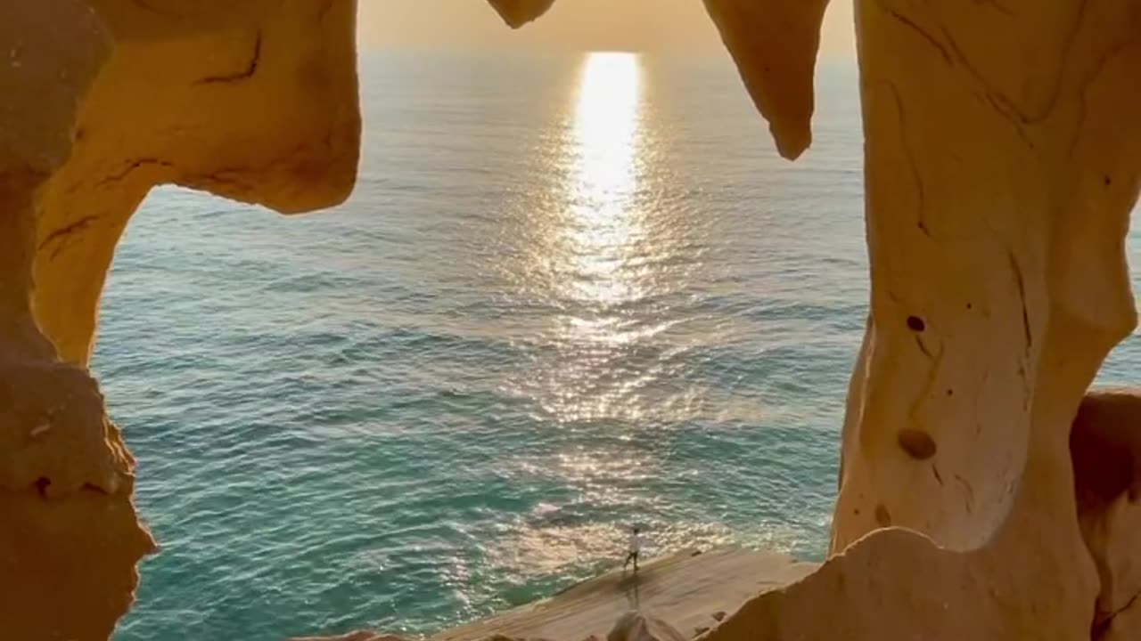 Persian Gulf window