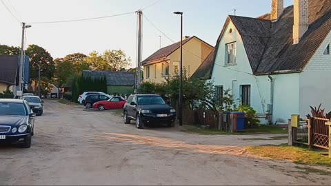 23.09.17 Alytaus savivaldybės tarnautojai nusprendė gatvės galą palikti tamsoje
