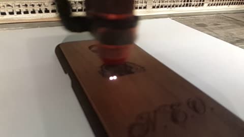 laser engraving in slowmo