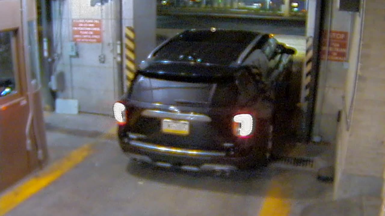 3469CHOBBAGarageExit_2021-01-05_19h37min40s637ms.mp4