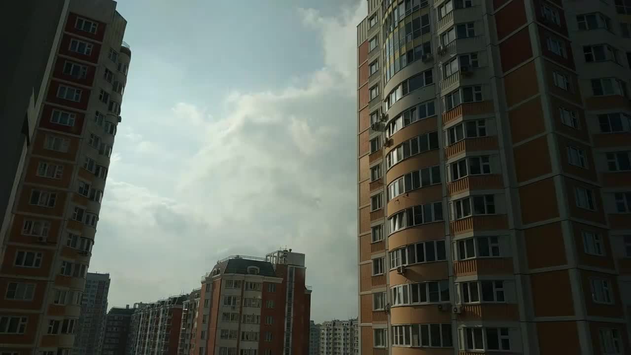 Sky in the city TimeLapse