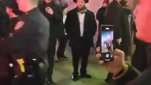 🇺🇸✡️⚡️- Dozens are being arrested from the Chabad secret tunnels.