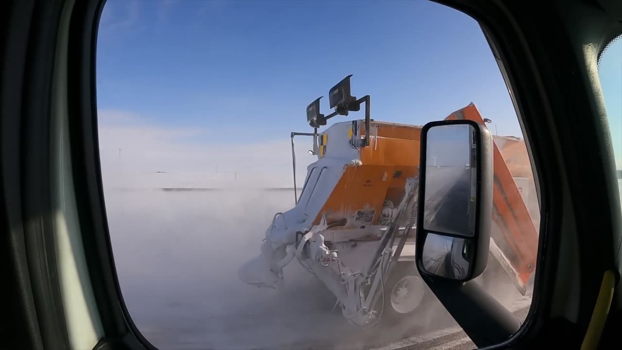 Ground reality of truck driver in Canada amazing lifetime 😍#trucking