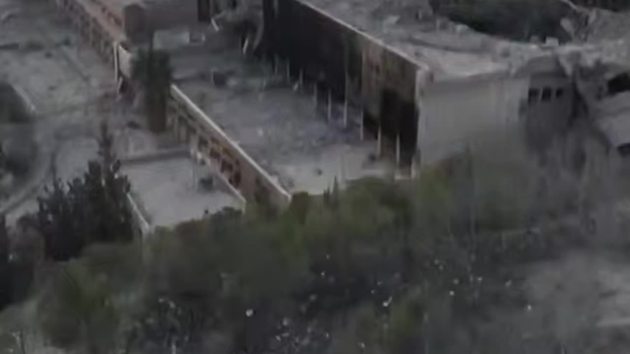 🇮🇱🇸🇾The aftermath of the Israeli strike on a military research center in Damascus