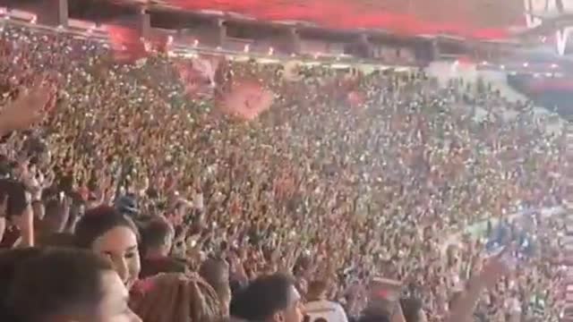 A maior e melhor torcida do mundo