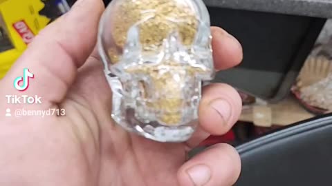 Gold skull