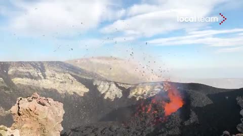 Activity At Vorajine Crater Is Increasing | Italy