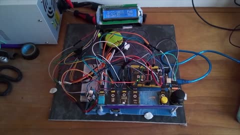 Multi Sensor platform for the Arduino Mega, with LCD for values display.