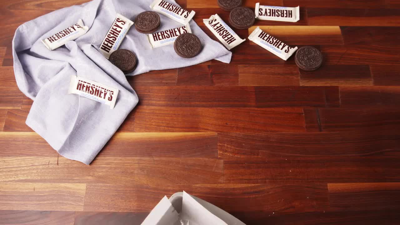 Cookies & Cream Brownies _ Delish