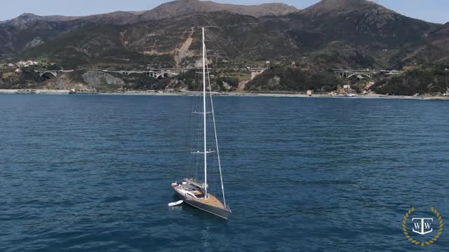 31m Comar Yacht