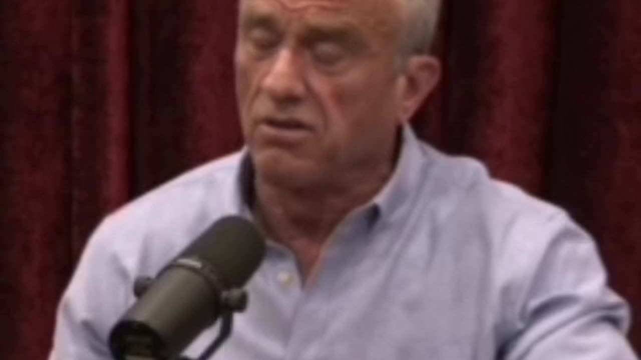 Vacinas são inevitavelmente inseguras ROBERT KENNEDY JR