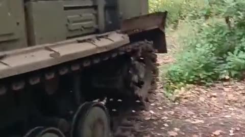 Ukrainians Operating French Heavy Engineering Vehicle