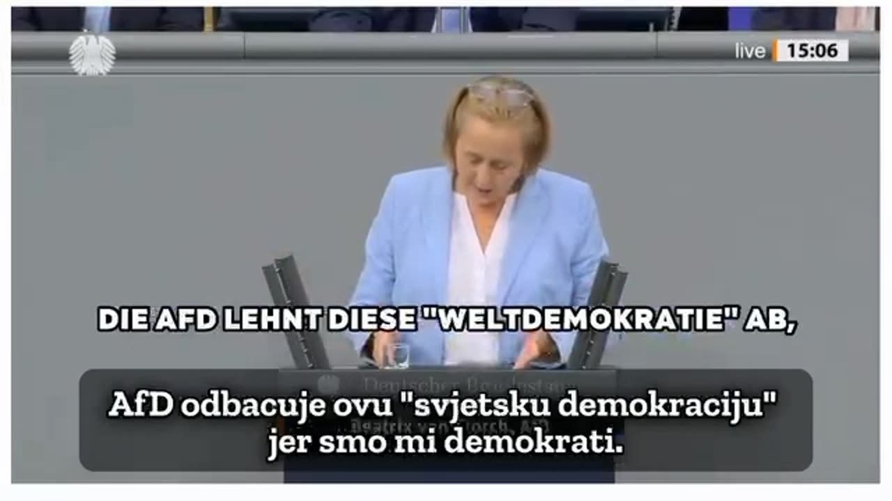 У ЕвроБском парламенту потврђују да су изгласали једну светску владу