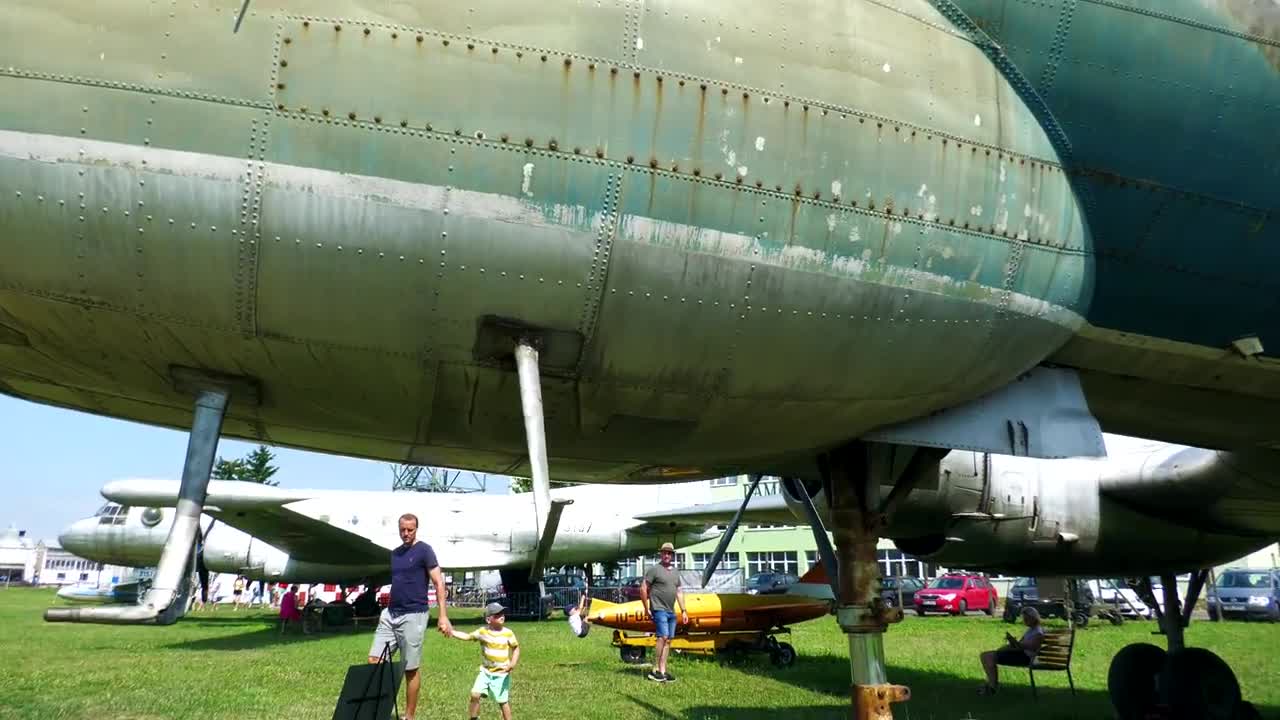 Avia Av-14 FG _ walk around _ 4K _ Aviation Museum Kunovice 2021