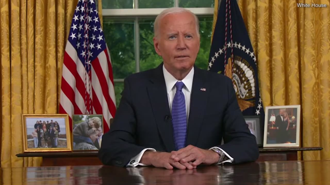 Moment Biden stumbles and blinks 'slowly' during speech