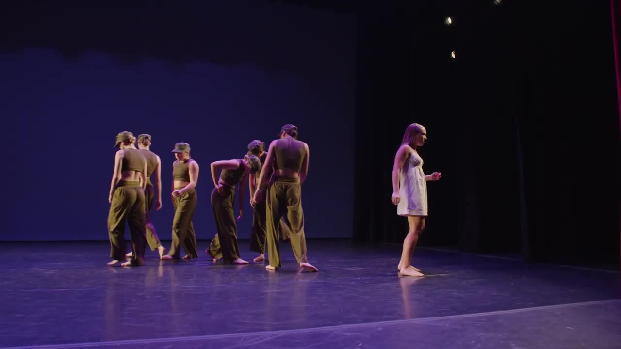 Sacred Heart University Dance | Dance Ensemble | Je te laisserai des mots