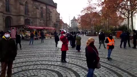 Frauen Bustour Demo in Nürnberg mit Eva Rosen und Sandra Wpunkt am 15.12.2020