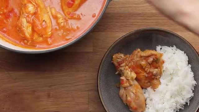 SPICY TOMATO COCONUT CHICKEN