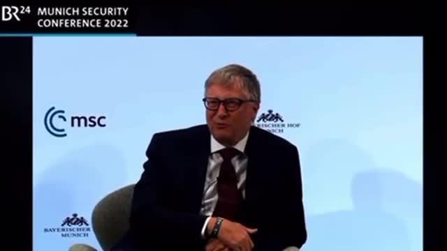 Bill Gates Says Omicron ‘Sadly’ Spreads Immunity Faster Than Vaccines