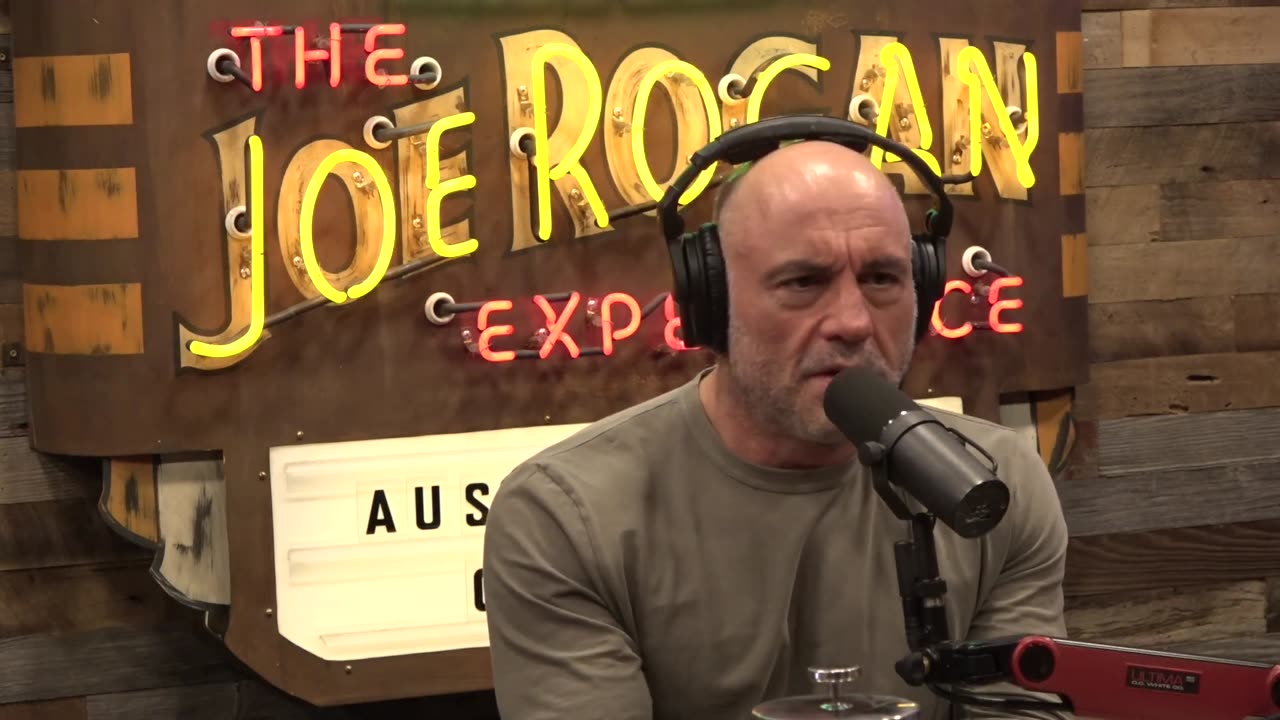 Joe Rogan Experience #2127 - Eleanor Kerrigan