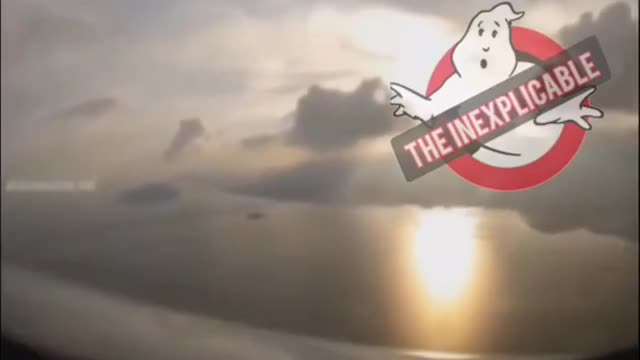 DRONE MANAGED TO SHOOT A UFO CHARIOT OF GOD HIDING IN A CLOUD🕎Psalms 103:20 “Bless, ye his angels”